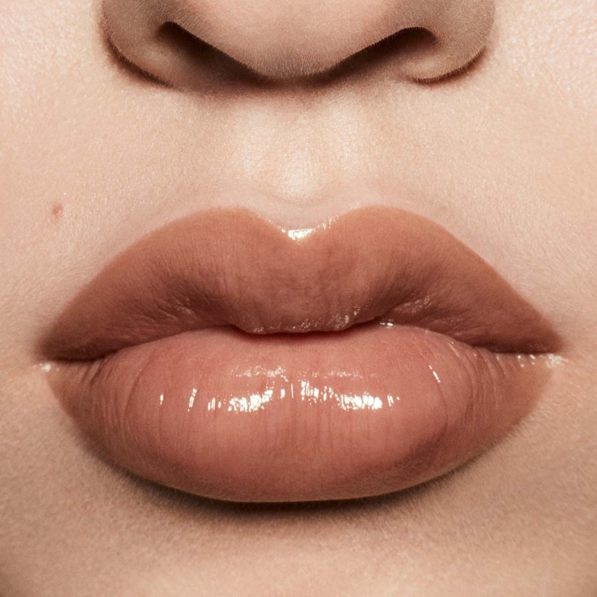GLOSS BOMB STIX (BARRA DE LABIOS DE BRILLO INTENSO)